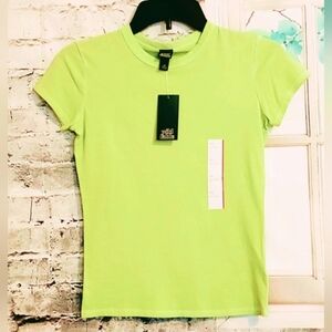 CROPPED SHORT SLEEVE NEON GREEN 100% COTTON T-SHIRT SIZE XS